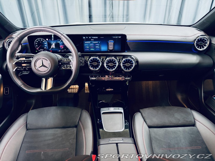 Mercedes-Benz CLA 180*AMG*KEYLESS*KAMERA*CZ 2023