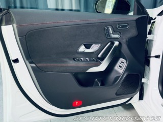 Mercedes-Benz CLA 180*AMG*KEYLESS*KAMERA*CZ 2023