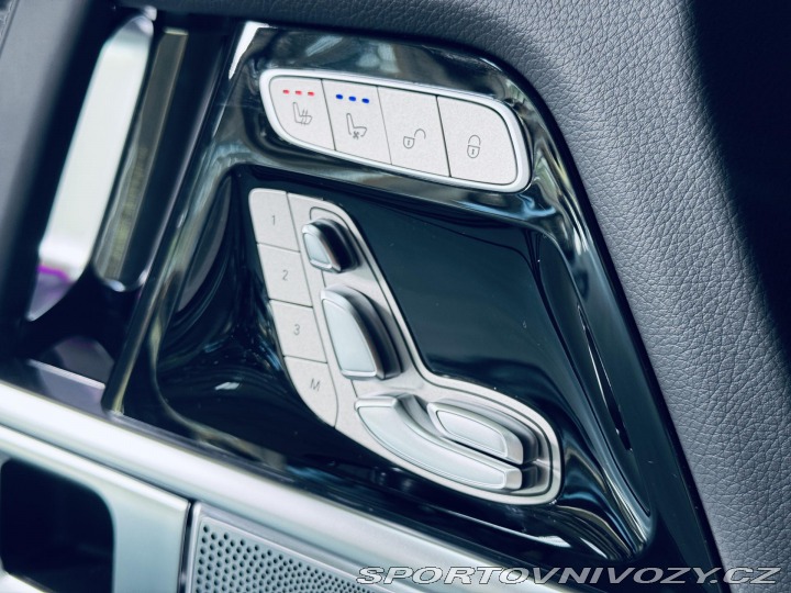 Mercedes-Benz Ostatní modely Třídy G 450d AMG Night Masáže Taž 2025