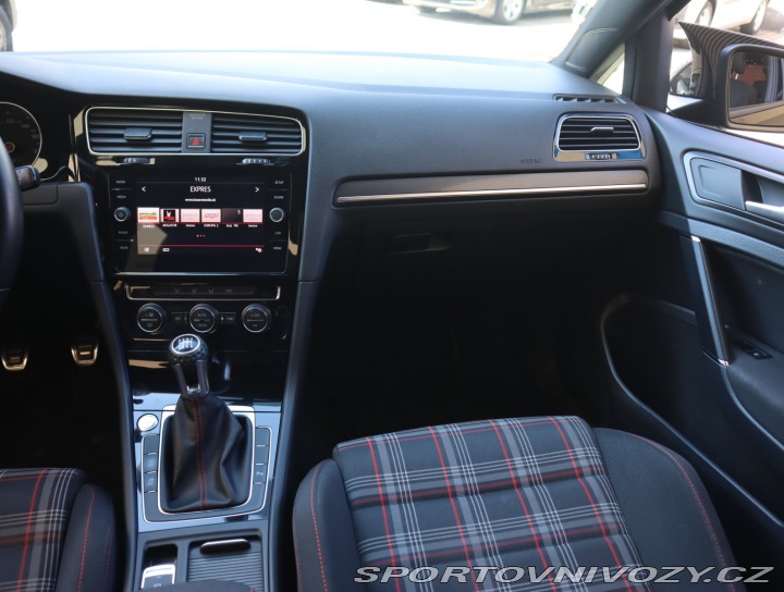 Volkswagen Golf 2.0 GTI 2017