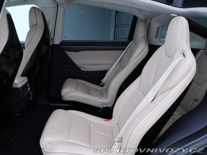 Tesla Model X 90D 79kW Tažné 2016