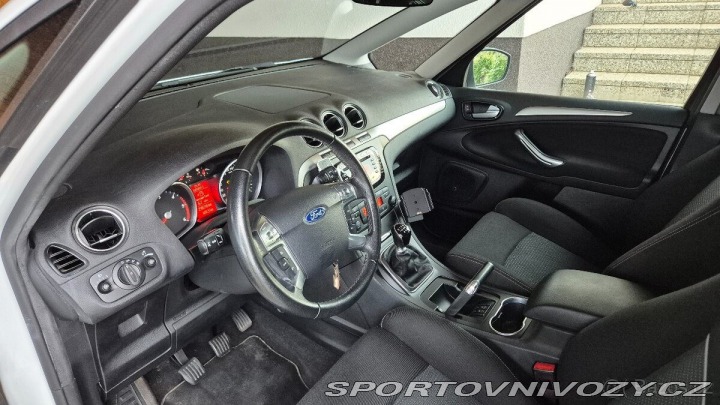 Ford Ostatní modely S-MAX 2,0 7-míst, 120kW (bez 1800