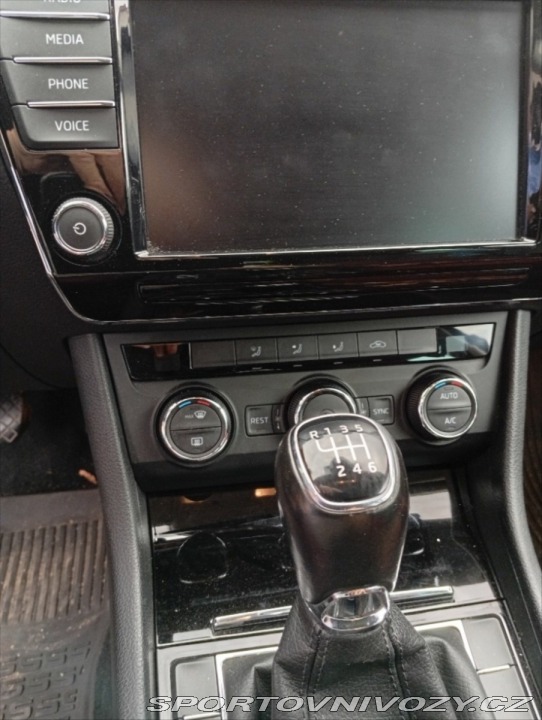 Škoda Superb 2,0   3T M1 AC 1800