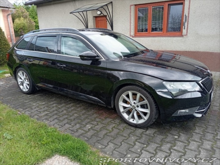 Škoda Superb 2,0   3T M1 AC 1800