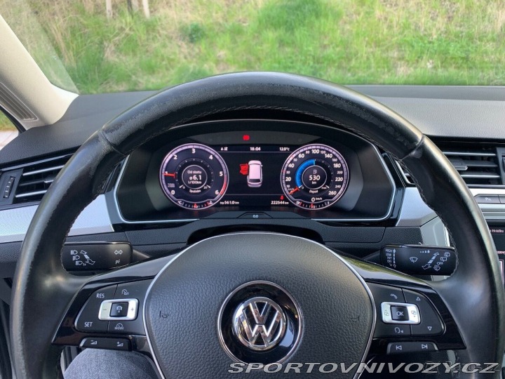 Volkswagen Ostatní modely Passat 2,0   110kW MANUÁL, DIGI, 2015