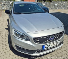 Volvo V60 2,4   Cross Country D 2016