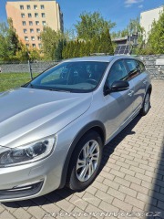 Volvo V60 2,4   Cross Country D 2016