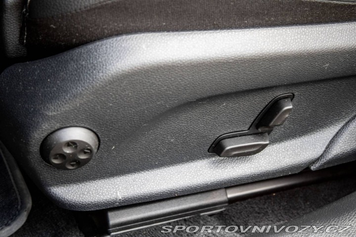 Mercedes-Benz C C180 AMG Line 115kW AT 9 2020