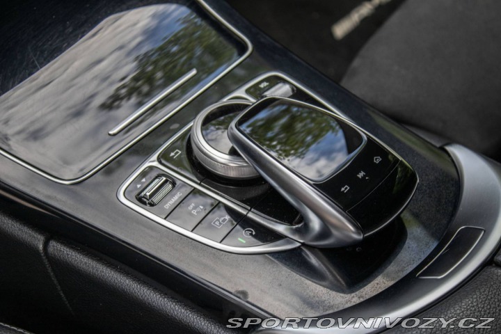 Mercedes-Benz C C180 AMG Line 115kW AT 9 2020