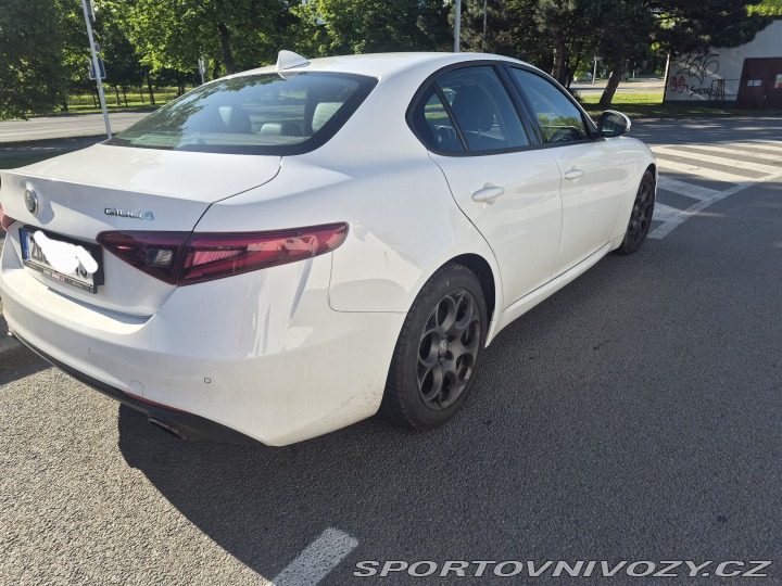 Alfa Romeo Giulia  2018