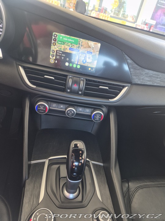 Alfa Romeo Giulia  2018