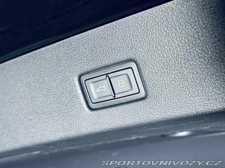 Audi RS7 CARBON*VALCONA*NEZ.TOP*ZÁ 2022