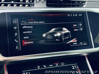 Audi RS7 CARBON*VALCONA*NEZ.TOP*ZÁ 2022