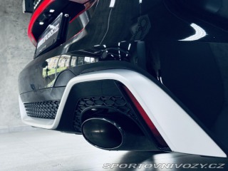 Audi RS7 CARBON*VALCONA*NEZ.TOP*ZÁ 2022
