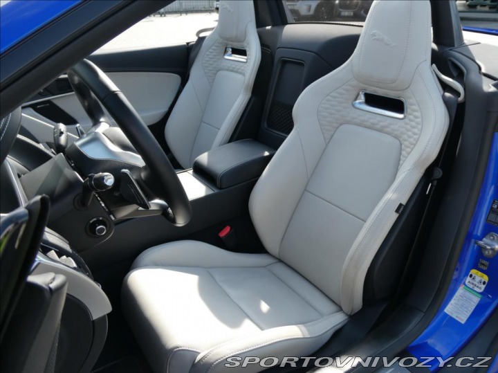 Jaguar F-Type 5,0 P450 V8 R-Dynamic RWD 2022