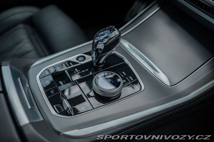 BMW X5 40d xDrive M-paket, LASER 2023