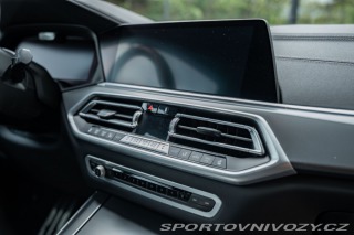 BMW X5 40d xDrive M-paket, LASER 2023