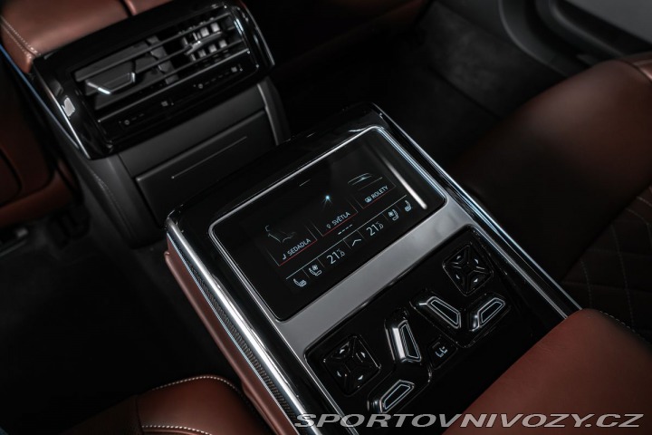 Audi S8 Exclusive masáže Pano HuD 2025