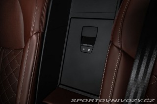 Audi S8 Exclusive masáže Pano HuD 2025