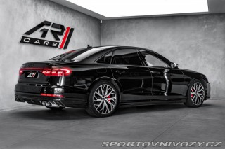 Audi S8 Exclusive masáže Pano HuD 2025
