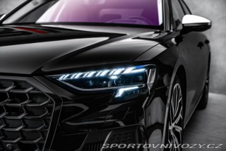 Audi S8 Exclusive masáže Pano HuD 2025