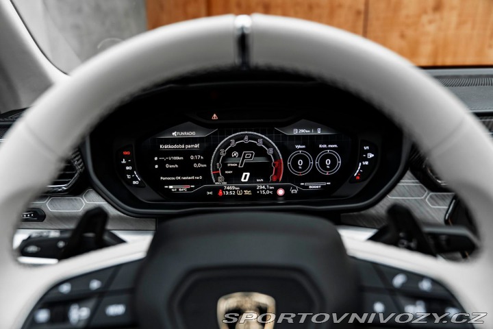 Lamborghini Urus 2025