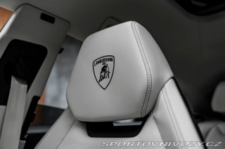 Lamborghini Urus  2025