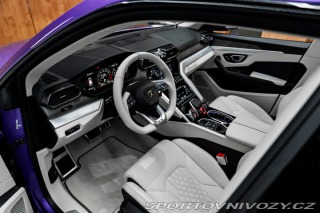 Lamborghini Urus  2025