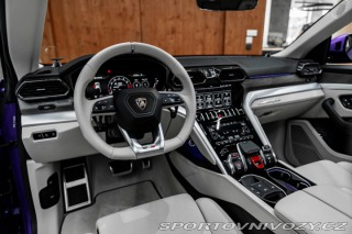 Lamborghini Urus  2025