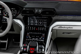 Lamborghini Urus  2025