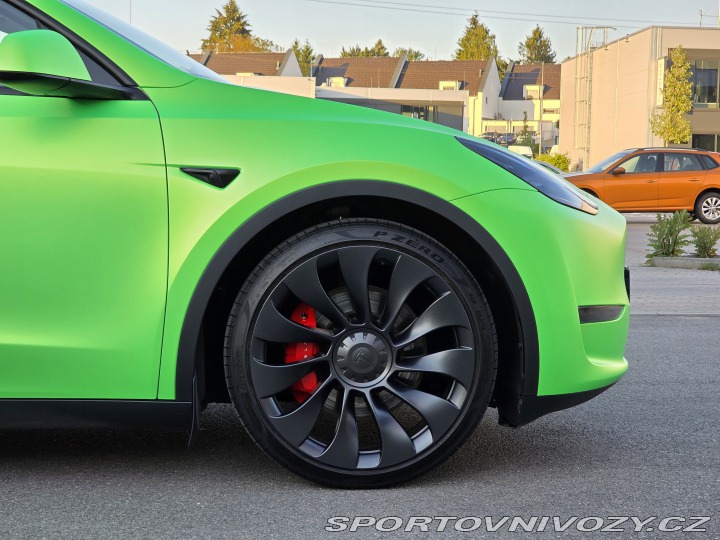 Tesla Model Y Performance, původ ČR 2024