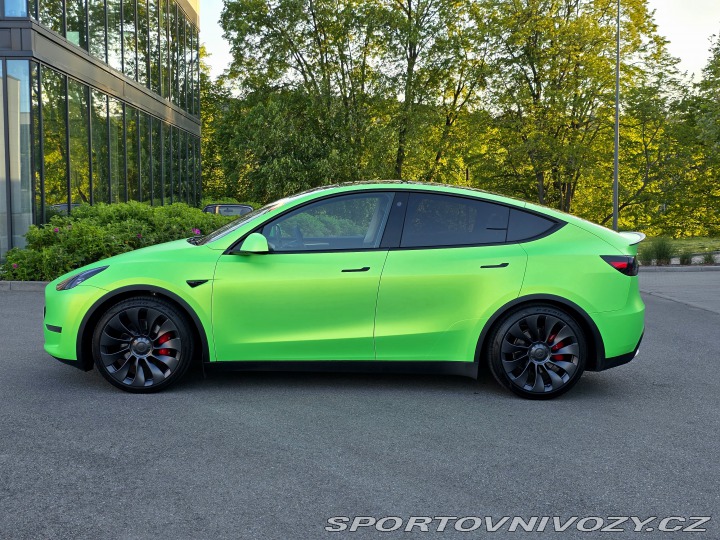 Tesla Model Y Performance, původ ČR 2024