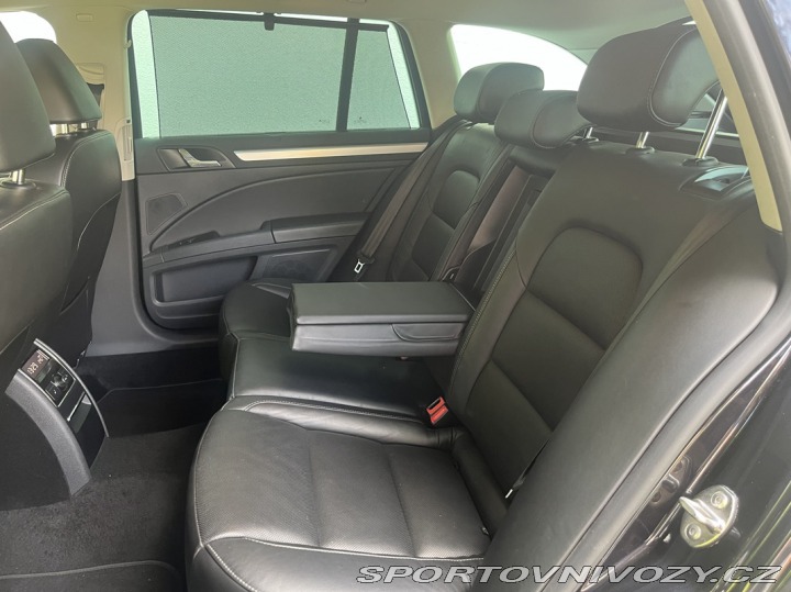 Škoda Superb 2.0TSI DSG MAX.VÝBAVA 2012