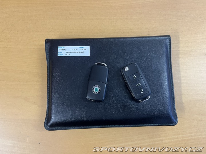 Škoda Superb 2.0TSI DSG - REZERVACE 2012
