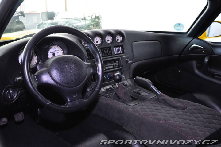 Dodge Viper GTS V10 2001