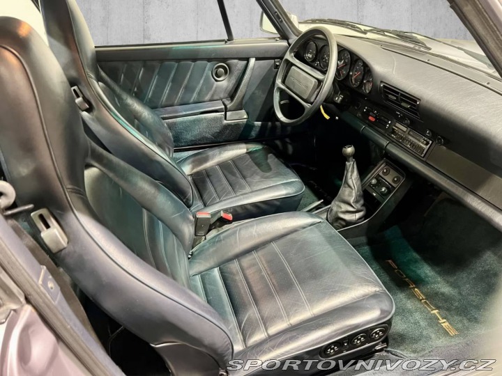 Porsche 911  1988