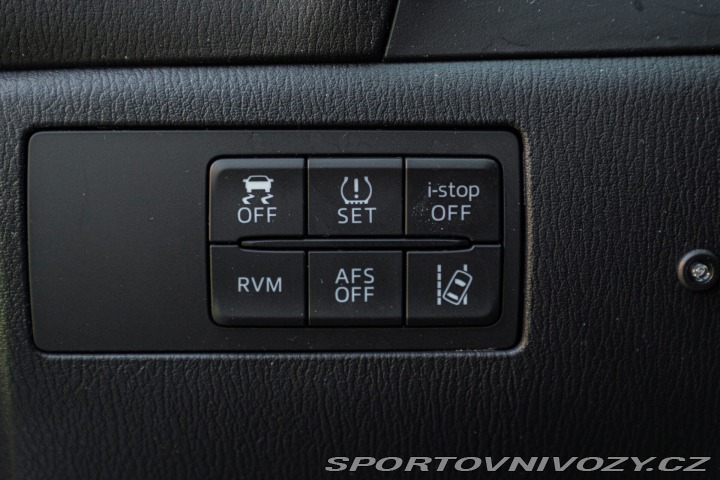 Mazda Ostatní modely 3 SKYACTIV TECHNOLOGY 2015