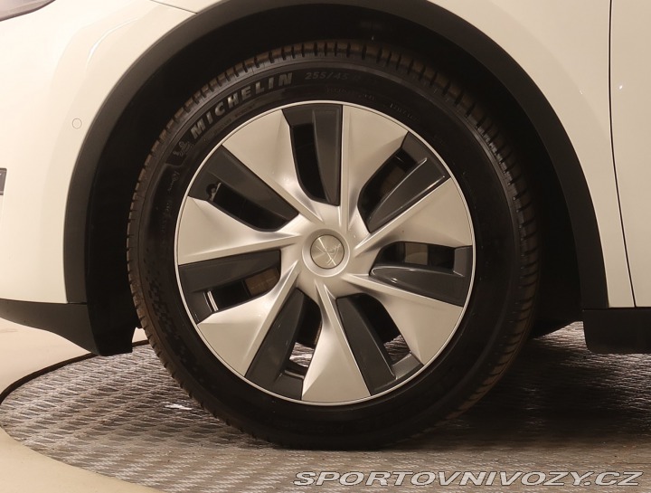 Tesla Model Y Long Range AWD 75kWh 2021