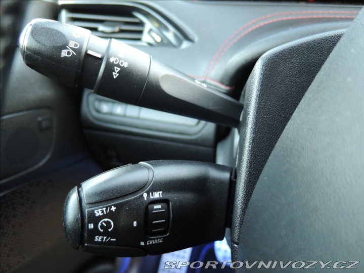 Peugeot 208 GTi 1,6 GTi 200PS Navi Kůže 2013
