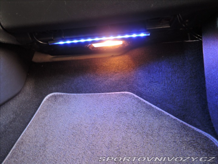 Peugeot 208 GTi 1,6 GTi 200PS Navi Kůže 2013