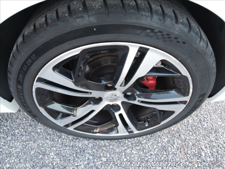 Peugeot 208 GTi 1,6 GTi 200PS Navi Kůže 2013