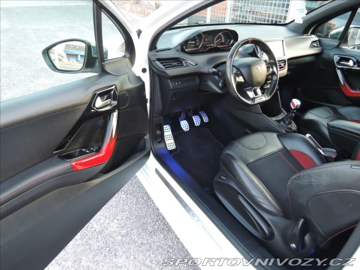 Peugeot 208 GTi 1,6 GTi 200PS Navi Kůže 2013