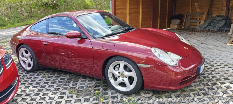 Porsche 911 Carrera 4