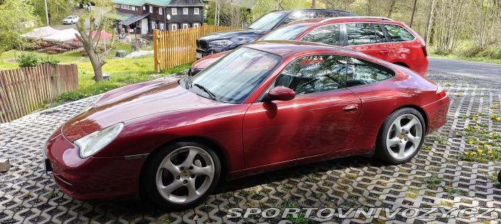 Porsche 911 Carrera 4 2003