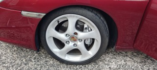 Porsche 911 Carrera 4 2003