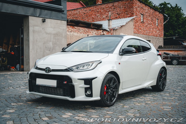 Toyota Yaris GR PERFORMANCE 4x4 1 MAJ 2021