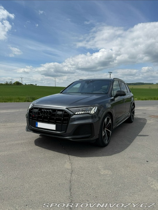 Audi SQ7  2023