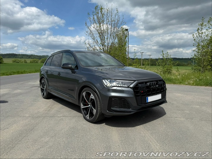Audi SQ7  2023