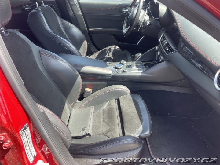Alfa Romeo Giulia 2,9 QUADRIFOGLIO 375kw 2017
