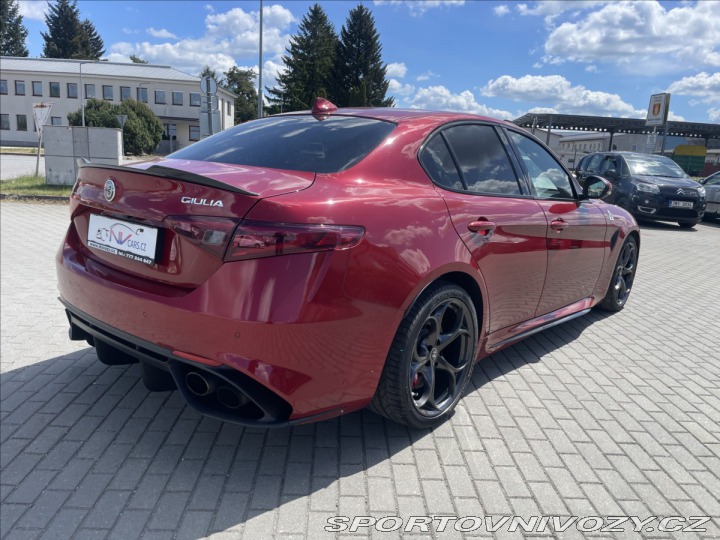 Alfa Romeo Giulia 2,9 QUADRIFOGLIO 375kw 2017